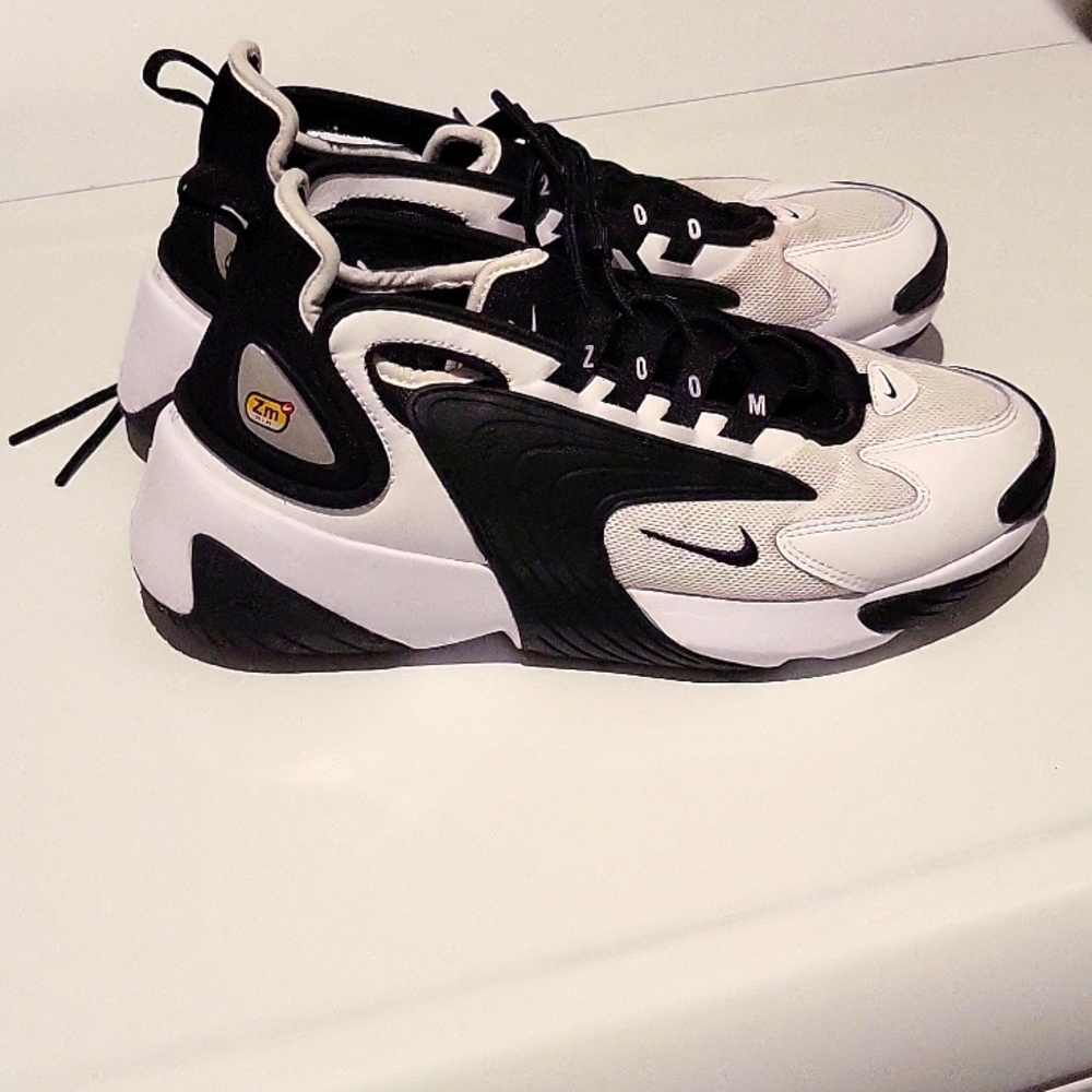 Women's Nike Zoom Sneakers